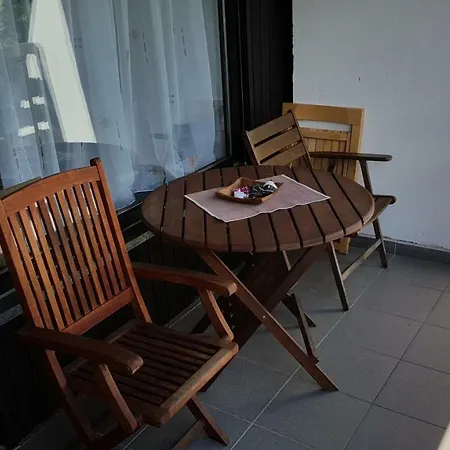 1 Hec - Ciklama Apartament *